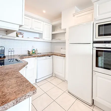 Two Bedrooms Sea View - First Line Croisette Id275 *